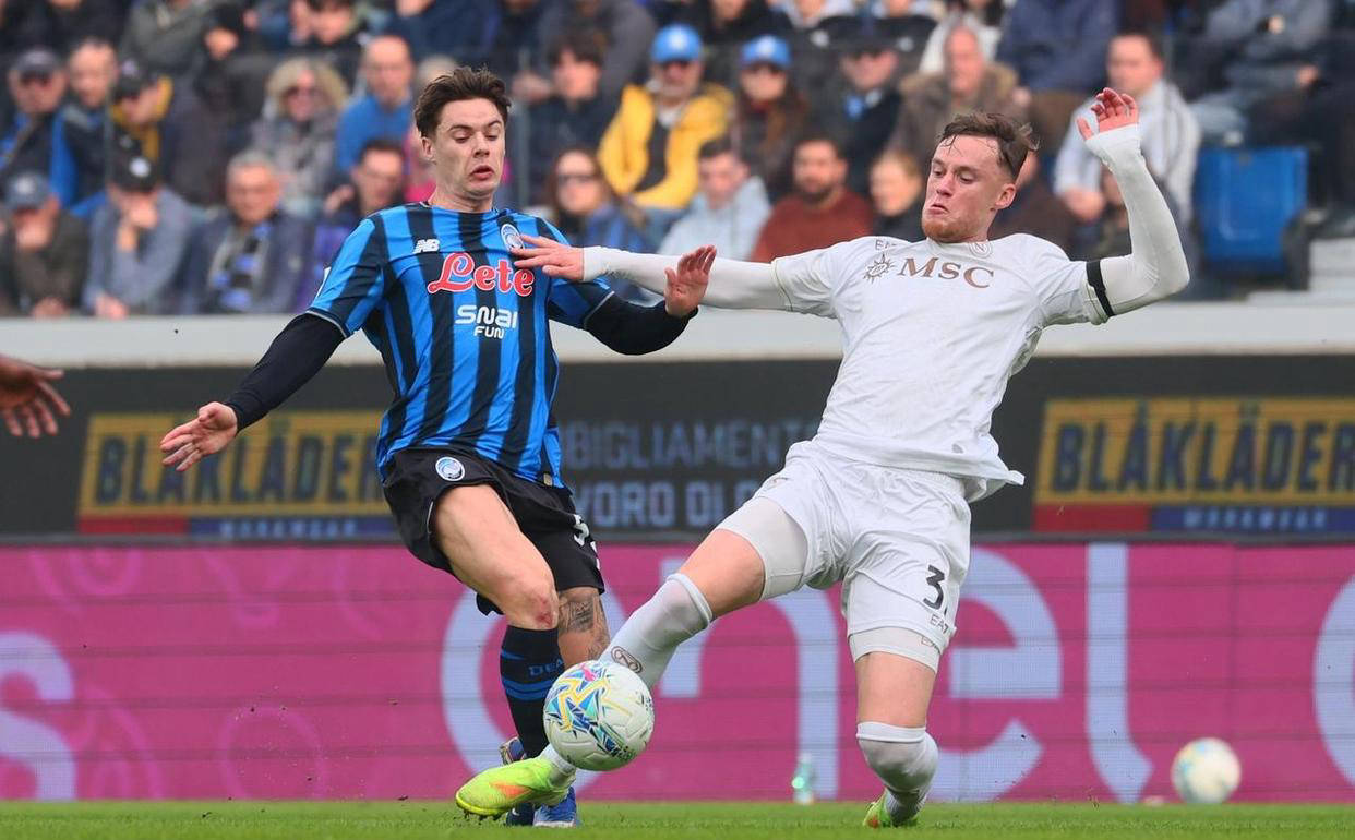 天助AC米兰：亚特兰大逆转那不勒斯，后者遭遇意甲三轮不胜，积分落后4分